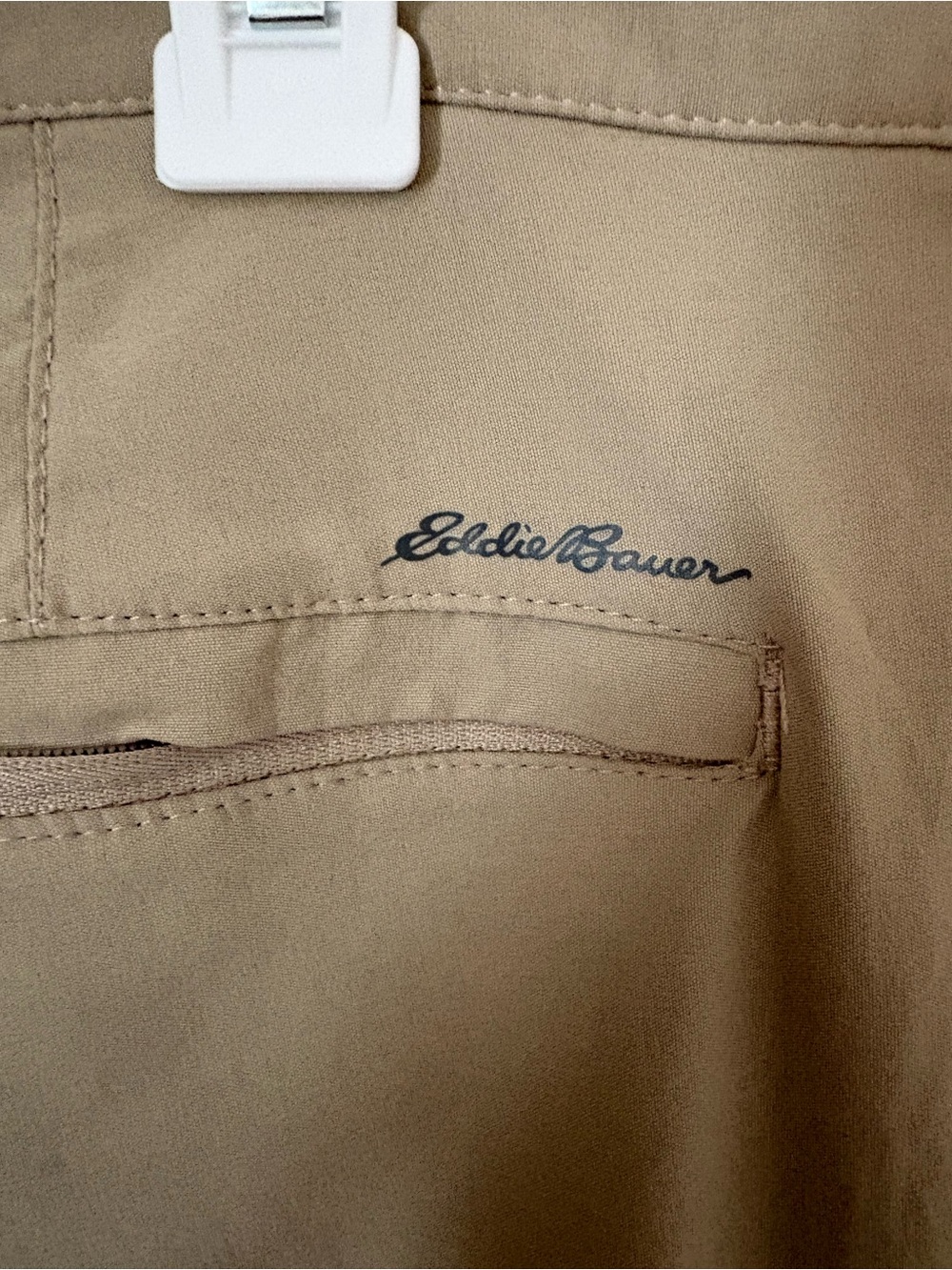Eddie Bauer Men's Classic Pleated Khaki Dress Pants Sz 40x32 - Picture 3 of 4